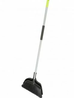 Globe Commercial Products Cleaning Tools Jumbo 16" Commercial Angle Broom With Dust Pan Combo