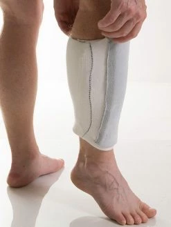 Impacto 810-10 Pull-On Shin Protector Ergonomics