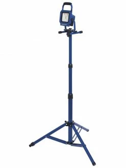 Startech Work Site Light With Heavy Duty Tripod | 2,000 Lumens