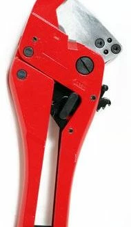 Cleanflow Tubing And Fittings Ratcheting PEX/PVC Tubing Cutter