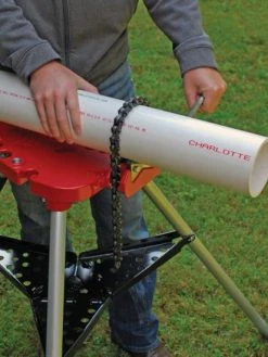 Pipe Tools Reed R450+Tripod Pipe Vise