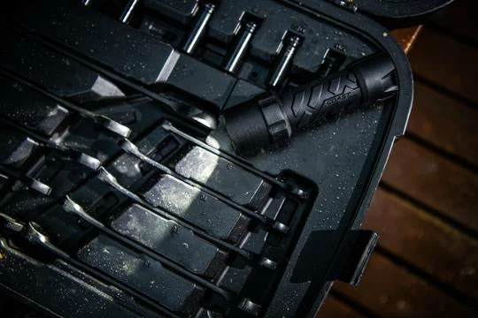 Coast Products Lighting Coast® POLYSTEEL® PS200 Pure Beam Focusing Flashlight - 320 Lumens - 118M Beam